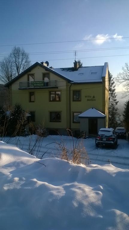 Willa Melisa Wisla Bagian luar foto
